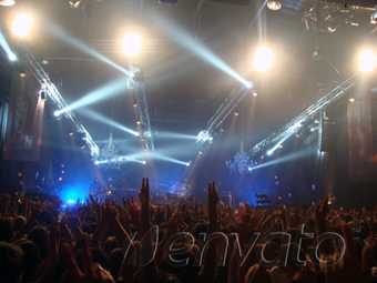 手机号短信轰在线轰炸免费软件